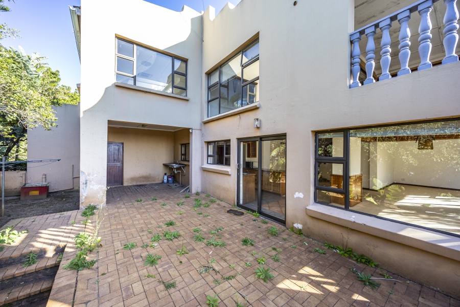 11 Bedroom Property for Sale in Gonubie North Eastern Cape